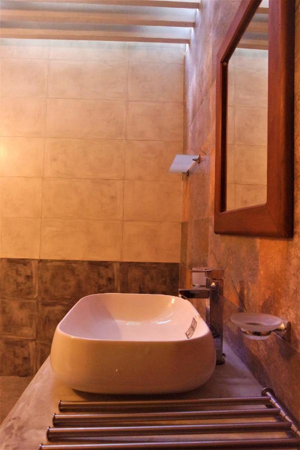 Blue Water Hikkaduwa Villa Ngoại thất bức ảnh
